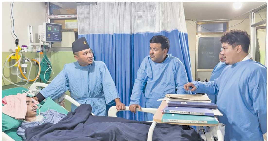 गृहमन्त्री गुरूङलाइ जेनजी आन्दोलनका क्रममा घाइतेकाे विषयमा जानकारी